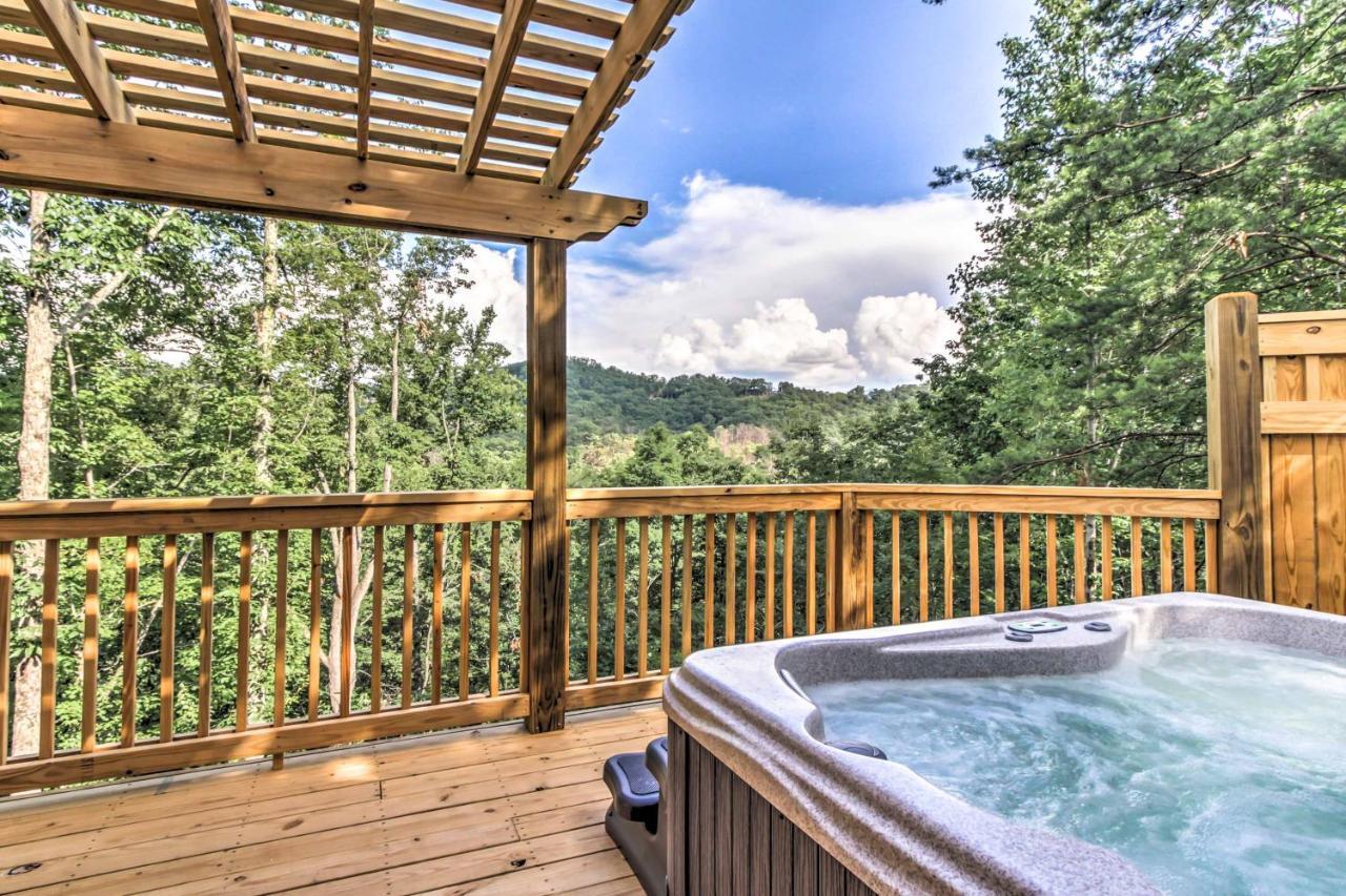 Private Sevierville Cabin With Mountain Views And Loft Екстериор снимка