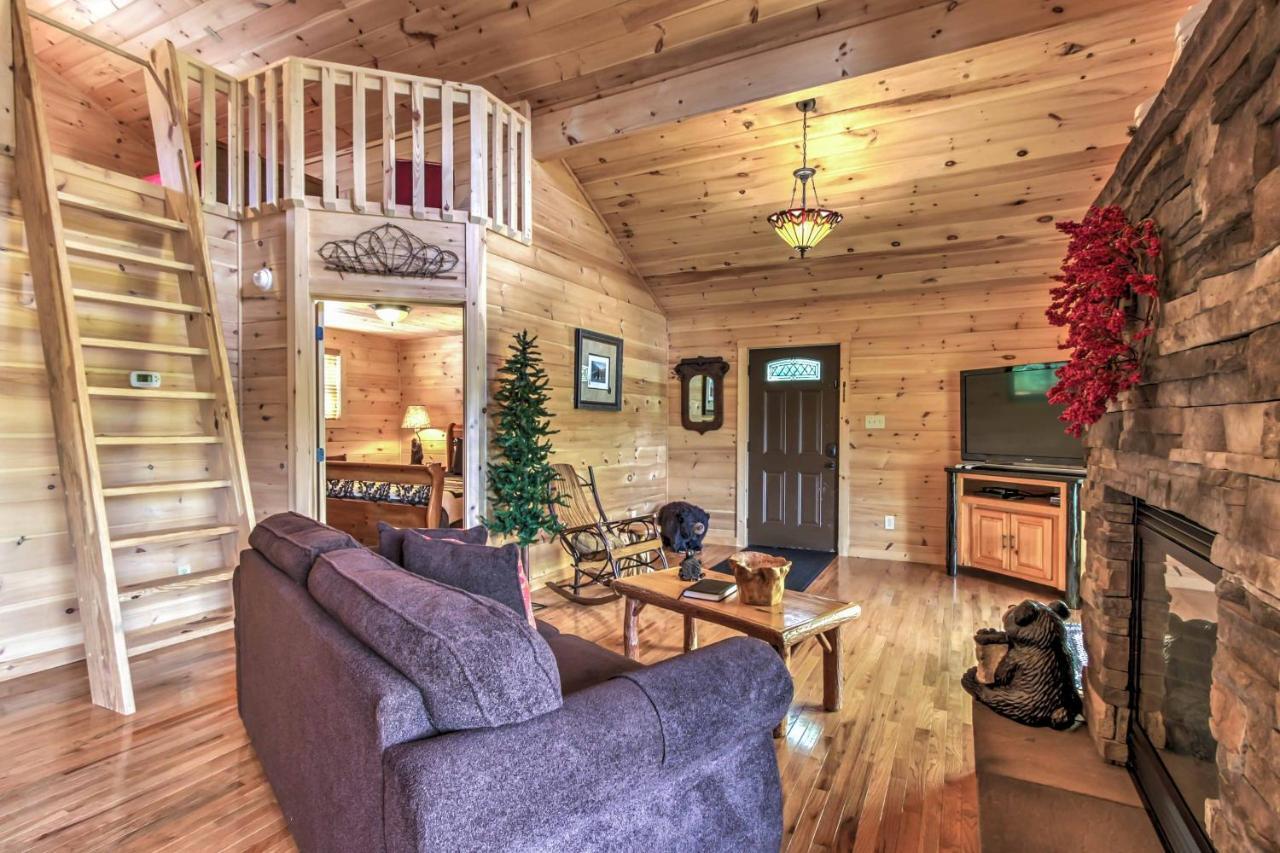 Private Sevierville Cabin With Mountain Views And Loft Екстериор снимка