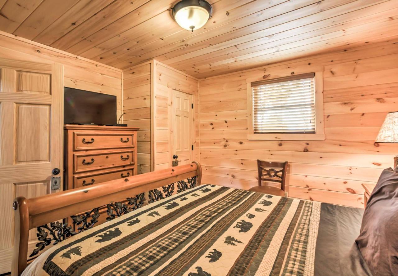 Private Sevierville Cabin With Mountain Views And Loft Екстериор снимка