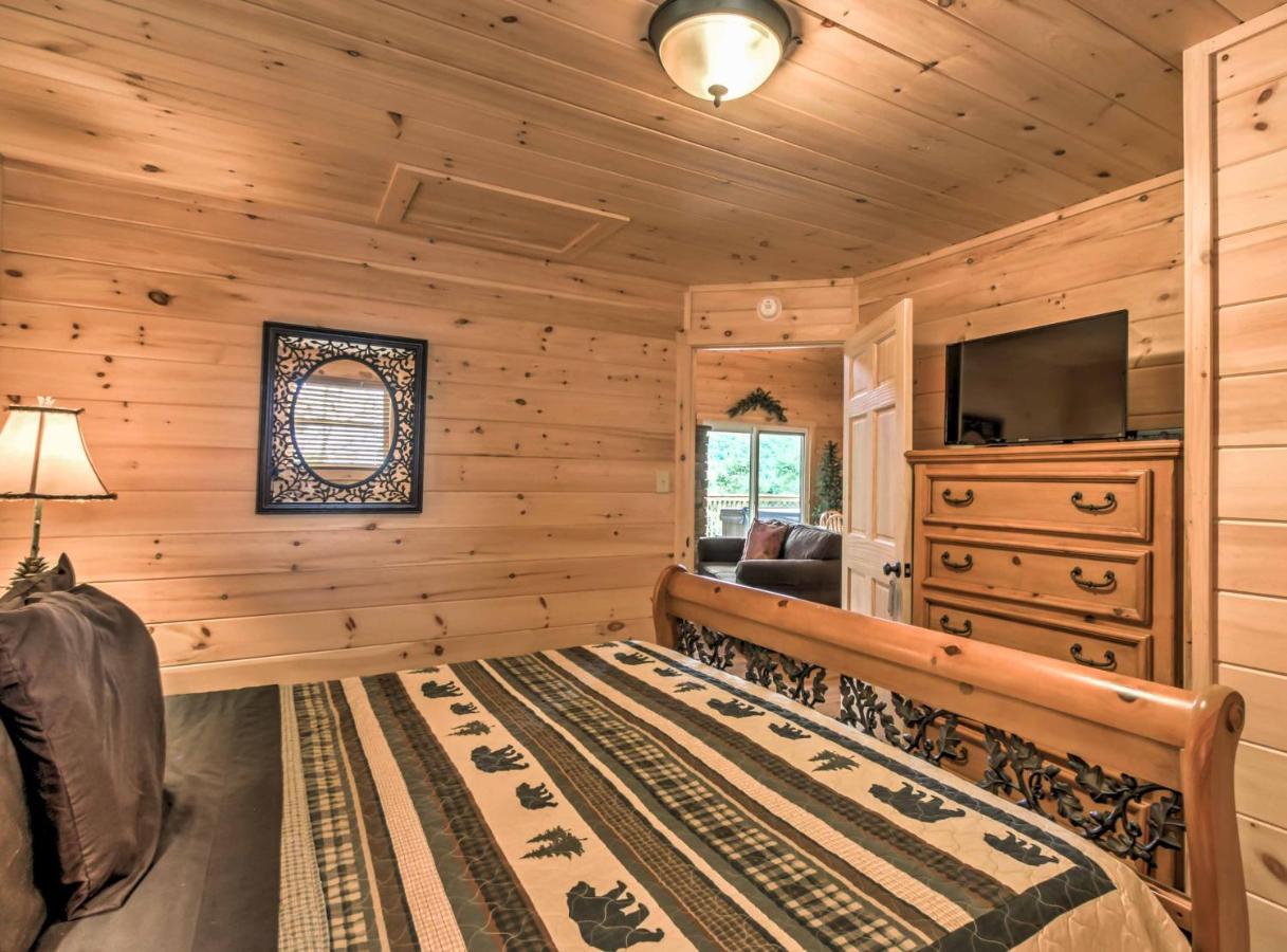 Private Sevierville Cabin With Mountain Views And Loft Екстериор снимка